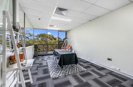 7/7 Narabang Way Belrose NSW 2085
