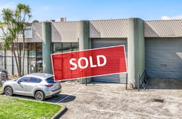 Unit 2, 53-59 Sinclair Road Dandenong Vic 3175