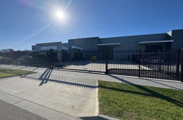 30 Hamersley Drive Clyde North Vic 3978