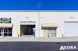 3/235 Barrington Road Bibra Lake WA 6163