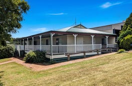 17 Freighter Avenue Wilsonton Qld 4350