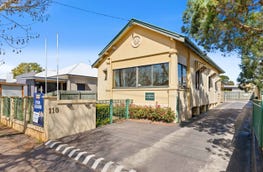 Offices, 110 Herries Street East Toowoomba Qld 4350