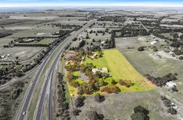 33 Cadana Road Gisborne South Vic 3437