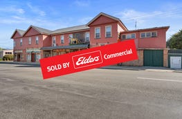 Mole Creek Hotel, 90 Pioneer Drive Mole Creek Tas 7304