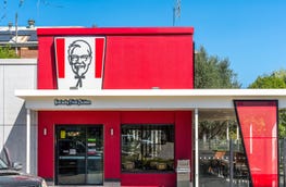 KFC, 24 Zouch Street Young NSW 2594