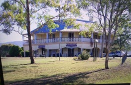CROWN HOTEL, 47 TAYLOR STREET Maryvale Qld 4370