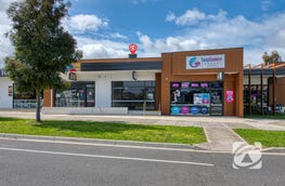 142 Wheelers Park Drive Cranbourne North Vic 3977