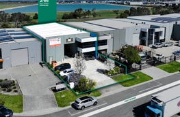 2/66 Peet Street Pakenham Vic 3810