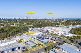 15 Commercial Drive Ashmore Qld 4214