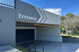 B36, 93A Heatherdale Rd Ringwood Vic 3134
