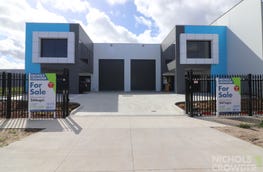 1/4 Hampden Road Cranbourne West Vic 3977