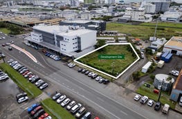 112-114 Bunda Street Portsmith Qld 4870