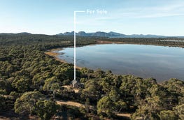 65 Flacks Road Coles Bay Tas 7215