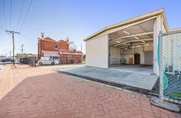 2/12 Cale Street Midland WA 6056