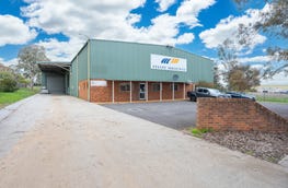 592 Dallinger Road Lavington NSW 2641