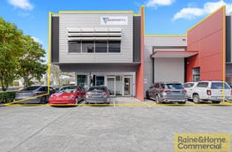 1&2/8 Navigator Place Hendra Qld 4011