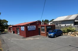 Whole Building, 23 Hillcrest Road Devonport Tas 7310