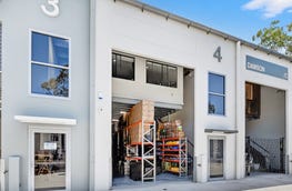 4/26 Ern Harley Drive Burleigh Heads Qld 4220