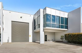 3/7 Luso Drive Unanderra NSW 2526