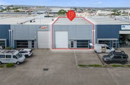 Unit 17, 35-41 Westpool Drive Hallam Vic 3803