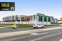 Dan Murphy's & Nido Early School, 7 Matterhorn Drive Clyde North Vic 3978