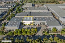 3/2-16 Beal Street Meadowbrook Qld 4131