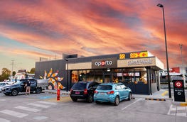 Oporto, 34 Cambridge Street Rockhampton City Qld 4700