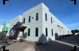 9/21 Sabre Drive Port Melbourne Vic 3207