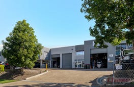 2/74 Secam Street Mansfield Qld 4122