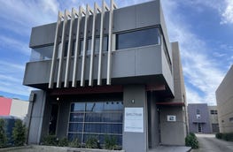 2/14 Akuna Drive Williamstown Vic 3016