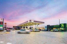 7-Eleven & Zambrero, 53 Sunshine Avenue St Albans Vic 3021