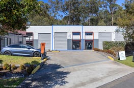 Unit 4, 11 Billbrooke Close Cameron Park NSW 2285