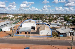 17 Railway Parade South Cobar NSW 2835