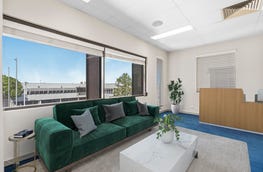 3B/3352 Pacific Highway Springwood Qld 4127