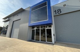 18 Mallard Drive Altona North Vic 3025