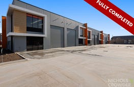 20/30 Faraday Boulevard Cranbourne West Vic 3977