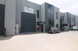 8/7-8 Len Thomas Place Narre Warren Vic 3805