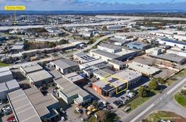2/40 Irvine Drive Malaga WA 6090