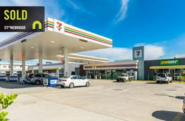7-Eleven & Subway, 2 Binnies Road Ripley Qld 4306