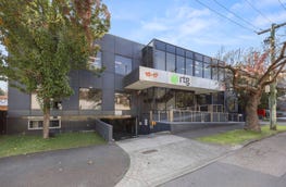 15-17 Shierlaw Avenue Canterbury Vic 3126