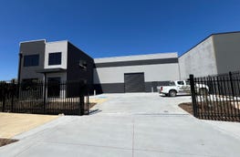 Unit 2, 244 Landbeach Boulevard Butler WA 6036