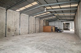 5/4 Elmsfield Road Midvale WA 6056