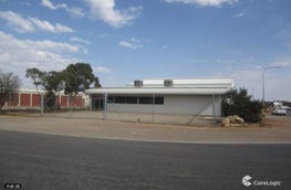 16 Gosse Street Roxby Downs SA 5725