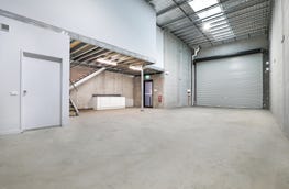 18/7 Waynote Place Unanderra NSW 2526