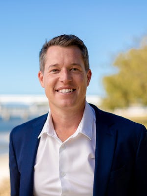 Phillis Real Estate Paradise Point Real Estate Agency Profile