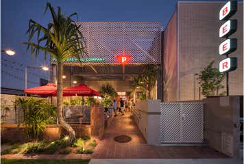 9 Ozone Parade Miami, QLD 4220