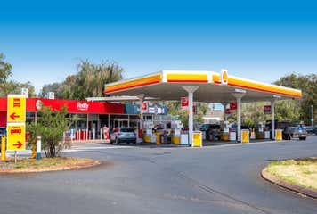 Viva Energy, 12 Claughton Way Glen Iris, WA 6230