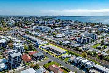 74 & 76 Andrew Street Wynnum, QLD 4178