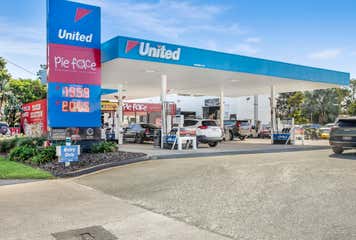 United Petroleum, 870-872 Beachmere Road Beachmere, QLD 4510