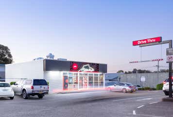 Pizza Hut, 4/2 James Street Toronto, NSW 2283